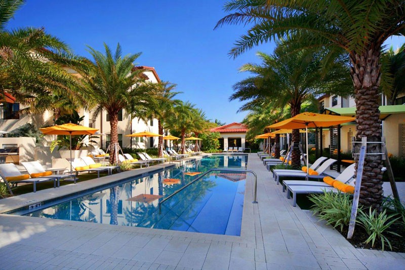 Jefferson West Palm Beach pool