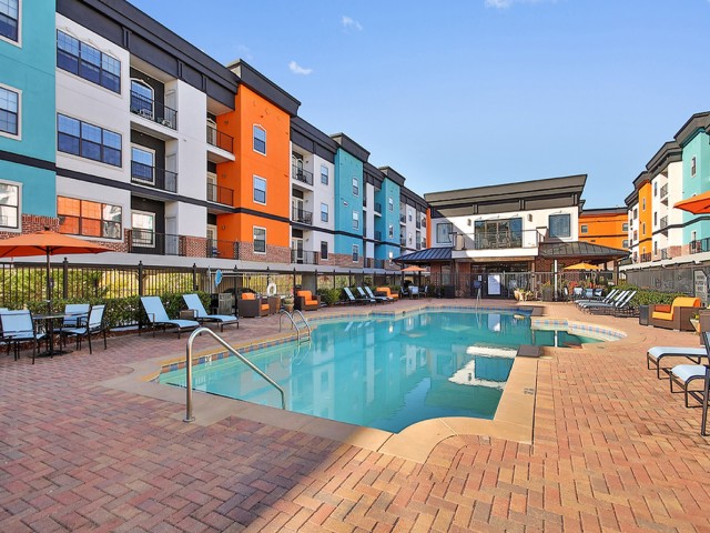Station at Peachtree Street pool